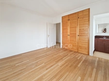 Appartement avec terrasse et parking sécurisé