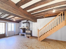 Maison à rénover beaucoup de potentiel 