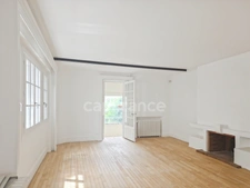 Appartement avec jardin et parking