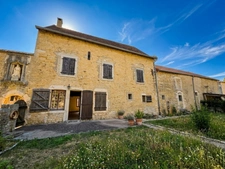 Maison en pierre à renover