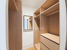 Appartement avec terrasse et parking sécurisé