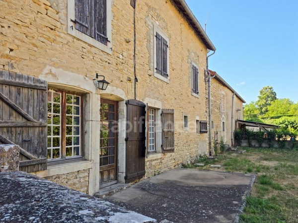 Maison en pierre à renover