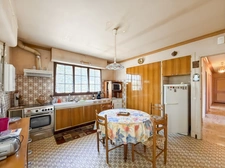 Maison 6 pièces de 133 m² à Montréal (32)