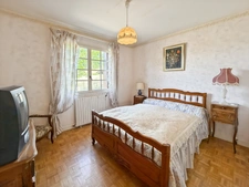 Maison 6 pièces de 133 m² à Montréal (32)