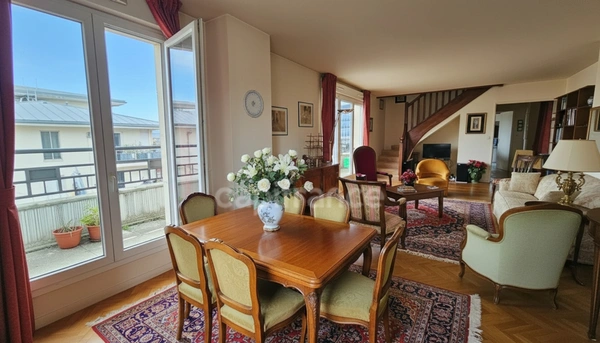 Appartement T5 duplex à vendre - VIAGER OCCUPÉ - RUEIL MALMAISON (92)