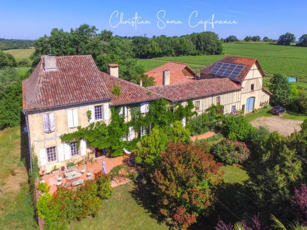 Propriété en "longère" de charme