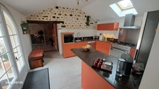 Life annuity house for sale, temporarily occupied, 6 rooms, BARINQUE (64)