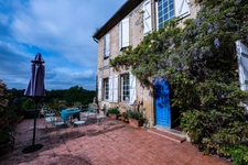 Charming "longère" property