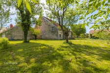 RENEVE SUPERBE CORPS DE FERME RENOVE SUR PARCELLE DE 3691 M2