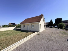 IZEURE, MAISON T3 SUR GRAND TERRIN DE 926 M2