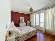 Appartement T3 en dernier étage 72m2 et ses deux balcons - Haut Montchapet limite Victor Hugo