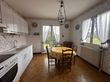ARCELOT SUR GRAND TERRAIN DE 3010 M2 MAISON DE 107 M2