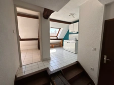 DIJON CENTRE  PLACE SAINT MICHEL UN T3 DE 71.60 M2 AU SOL DANS UN SUPERBE HOTEL PARTICULIER 
