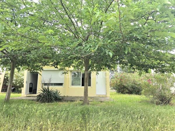 A vendre maison de vacances traversante de 31m2, dans une résidence en bord de mer avec piscines, activités et restaurant à Castellare di Casinca (HAUTE CORSE)