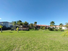 Appartement T2, résidence bord de mer et piscine à POGGIO MEZZANA (HAUTE CORSE)