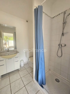Maison mitoyenne de 28 m2, 6 couchages dans un camping en bord de mer avec piscine à Castellare di Casinca (HAUTE CORSE)
