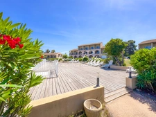 À Vendre Appartement T2 en bord de mer, vue mer, piscine à Linguizzetta, Haute-Corse (20)