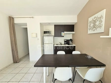 A vendre maison de vacances traversante de 31m2, dans une résidence en bord de mer avec piscines, activités et restaurant à Castellare di Casinca (HAUTE CORSE)