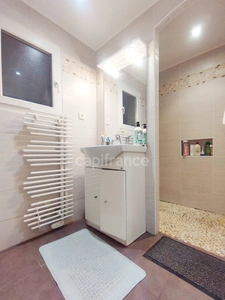 Maison de 156 m2 dont un T3 + piscine + garage avec vue montagne à SAN LORENZO