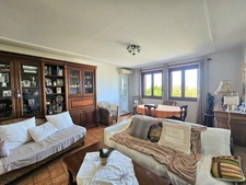 A vendre Appartement T5 de 98 m2, 4 chambres, véranda, parking à LUCCIANA 20290 (HAUTE CORSE)