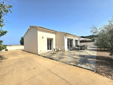 Ensemble immobilier de 368 m2 divisé en 3 habitations, piscine, terrain 1683 m2 à VESCOVATO (Haute Corse)
