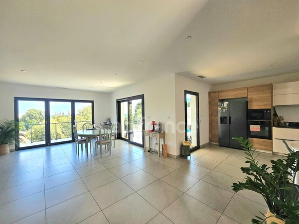 Maison 5 pièces, 120 m² habitables avec vue me, Piscine et grand garage/atelier de 136 m2 à FOLELLI (Haute-Corse)
