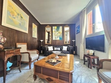Bel appartement lumineux T5 de 134 m2, 4 chambres, 2 salles d'eau au centre de BASTIA (20200)