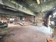 Maison 5 pièces, 4 chambres, grand garage de 100 m2, atelier, terrain de 4186 m2 c0nstructible à FRANCARDO (20236)