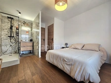 Ensemble immobilier de 368 m2 divisé en 3 habitations, piscine, terrain 1683 m2 à VESCOVATO (Haute Corse)