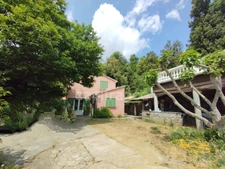 Maison de 156 m2 dont un T3 + piscine + garage avec vue montagne à SAN LORENZO
