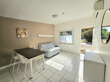 A vendre maison de vacances traversante de 31m2, dans une résidence en bord de mer avec piscines, activités et restaurant à Castellare di Casinca (HAUTE CORSE)