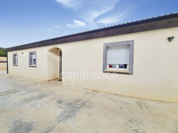 Maison T5 de 124 m2, avec grande terrasse et vue panoramique sur la mer, parking et son jardin à FOLELLI 20213 (HAUTE CORSE)