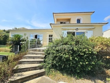 Belle maison 5 pièces, 4 chambres, piscine, garage, vue mer, terrain 967 m2 à BIGUGLIA (20620)