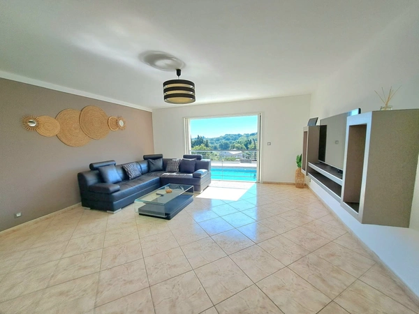 Maison de plain pied 170 m2, 5 chambres, piscine, garage, sans vis-à-vis,  terrain 5540 m2 à SAN NICOLAO, Moriani (HAUTE CORSE)