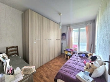 A vendre Appartement T5 de 98 m2, 4 chambres, véranda, parking à LUCCIANA 20290 (HAUTE CORSE)