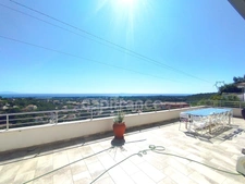 Appartement T5 avec vue panoramique sur la mer et son jardin à FOLELLI