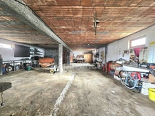 Maison 5 pièces, 4 chambres, grand garage de 100 m2, atelier, terrain de 4186 m2 c0nstructible à FRANCARDO (20236)