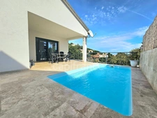 Maison 5 pièces, 120 m² habitables avec vue me, Piscine et grand garage/atelier de 136 m2 à FOLELLI (Haute-Corse)