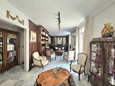 Bel appartement lumineux T5 de 134 m2, 4 chambres, 2 salles d'eau au centre de BASTIA (20200)
