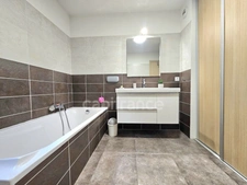 Appartement T2 meublé de 54 m2 avec terrasse couverte à BASTIA (HAUTE CORSE) - Normes PMR