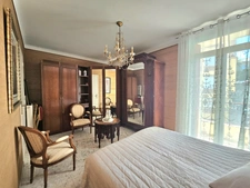 Bel appartement lumineux T5 de 134 m2, 4 chambres, 2 salles d'eau au centre de BASTIA (20200)