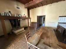  PLAISANCE (32); AUTHENTIC GASCONNE HOUSE 300M2 in its original condition, somewhat hidden, 1HA large outbuildings...