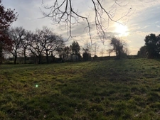PLAISANCE DU GERS (32): Elegant bourgeois house with garages and outbuildings, in original condition, 190m2 on landscaped grounds of 5,000m2, in a quiet location. 