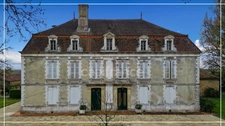 Dpt (32) NOGARO nearby, ELEGANT NOTABLES' HOUSE, economical, from the 19th century, 600M2, centuries-old park, U-shaped outbuildings, 11 ha, no work required, 