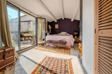 UZES(30): élégante MAISON BOURGEOISE, au cœur de UZES, au calme, jardin, piscine, intimité préservée