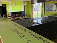PLAISANCE (32) nearby: at the end of the road, NO NEIGHBORS, beautiful VIEW, beautiful 174m2 HOUSE, economical, ecological, on 15000m2 of flat, elevated land. 