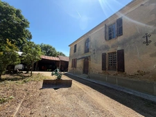  PLAISANCE (32); AUTHENTIC GASCONNE HOUSE 300M2 in its original condition, somewhat hidden, 1HA large outbuildings...