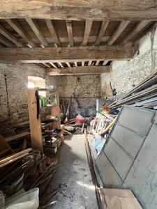 Elegant 18th-century château, requiring no work, on 1 hectare enclosed by walls, landscaped garden, chapel, orangery, outbuildings, ideal for family or events, near Pau, Lourdes, Marciac, Tarbes...