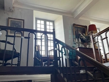 Elegant 18th-century château, requiring no work, on 1 hectare enclosed by walls, landscaped garden, chapel, orangery, outbuildings, ideal for family or events, near Pau, Lourdes, Marciac, Tarbes...