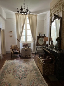 Dpt (32) NOGARO nearby, ELEGANT NOTABLES' HOUSE, economical, from the 19th century, 600M2, centuries-old park, U-shaped outbuildings, 11 ha, no work required, 